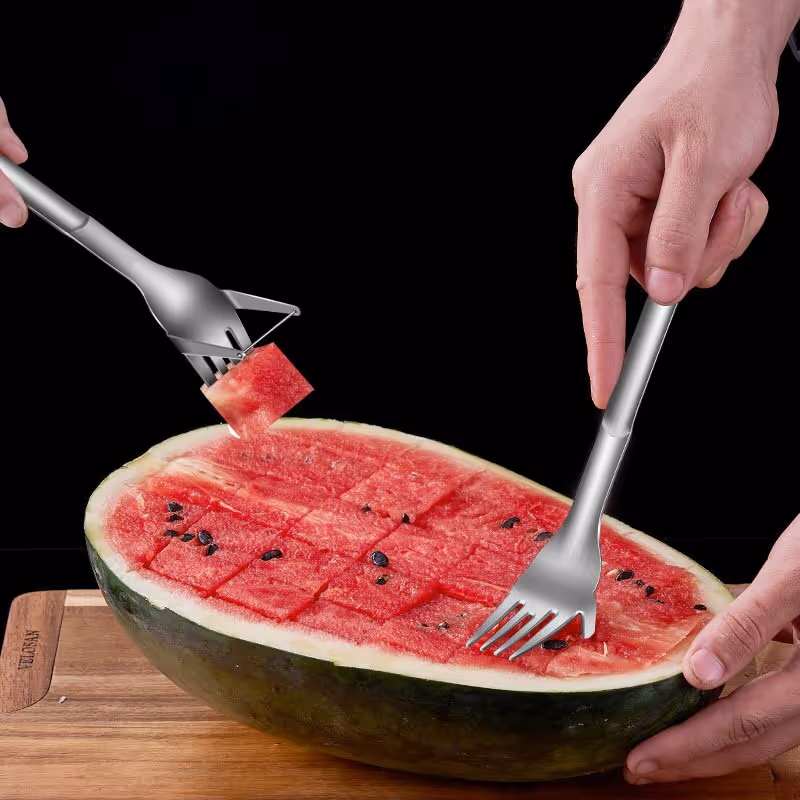 Summer Watermelon Cutter - clever kitchen gadget for easy watermelon slicing